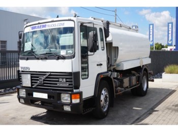 Camion citerne pour transport de carburant Volvo FL615 TANK 9.500L STEEL SUSP: photos 1