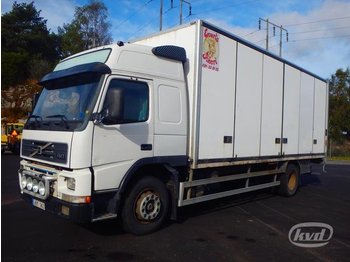 Camion fourgon Volvo FM7 4x2 Box (side doors + tail lift): photos 1