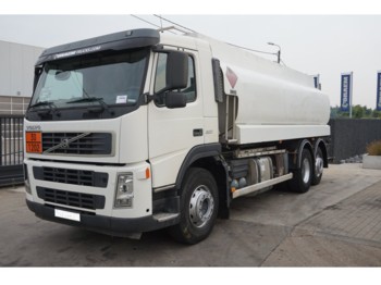 Camion citerne pour transport de carburant Volvo FM9 300 TANK 19.000L: photos 1