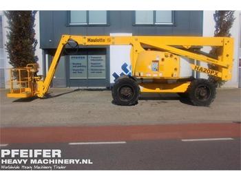 Nacelle télescopique Haulotte HA20PX Diesel, 4x4x4 Drive, 20.7m Working Height: photos 1