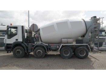 Camion malaxeur Iveco TRAKKER 410 8x4 MIXER STETTER MANUAL GEARBOX: photos 1