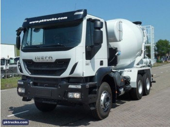 Camion malaxeur neuf Iveco Trakker AD380T38H: photos 1