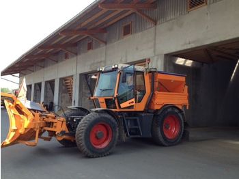Tracteur agricole Fendt Xylon 524 mit Winterdienstausrüstung: photos 1