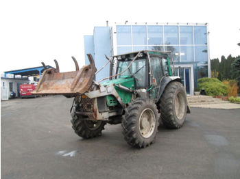 Tracteur agricole VALTRA 6800: photos 1