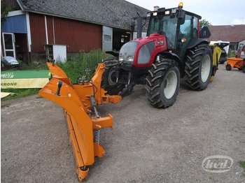 Tracteur agricole Valtra A82 Tractor with plow & gritters: photos 1