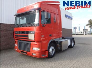 Tracteur routier DAF XF95-380 Euro 3 manual gearbox: photos 1