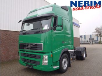 Tracteur routier Volvo FH13 440 4x2T Euro 3 Globe XL: photos 1