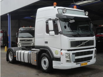 Tracteur routier Volvo FM 13 - 420 / EEV Euro 5 / Globetrotter (FH 400 440 460 480): photos 1