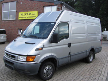 Fourgon grand volume Iveco Daily 40C15  AHK 3.5 t  Zwillingsreifen: photos 1