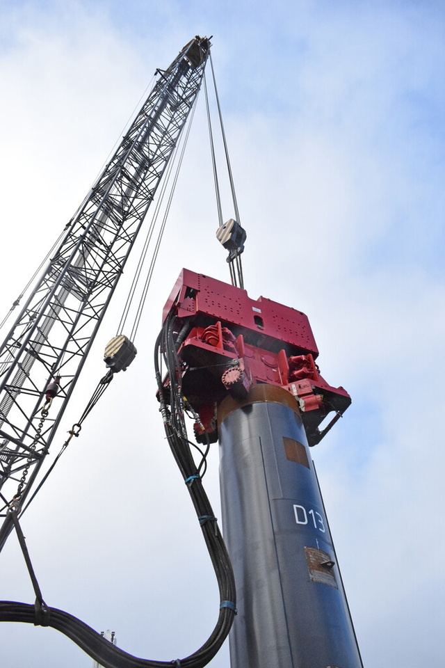 Marteau hydraulique pour Grue AME Crane Vibratory Pile hammer: photos 17