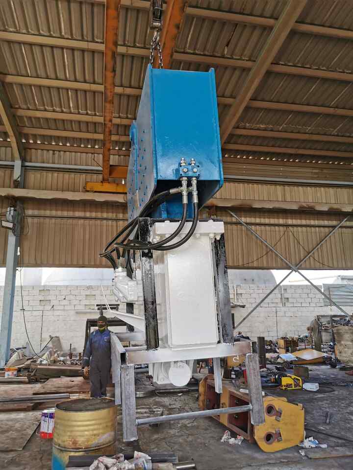 Marteau hydraulique pour Grue AME Crane Vibratory Pile hammer: photos 7