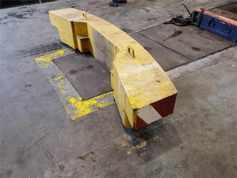 Contrepoids pour Engins de chantier Faun ATF 45 counterweight 2,45 ton: photos 4