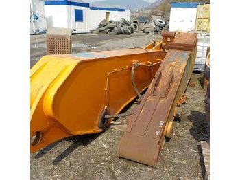  LOT # 2138 -- Various Boom &amp; Dipper to suit Doosan Excavator (3 of) - Flèche