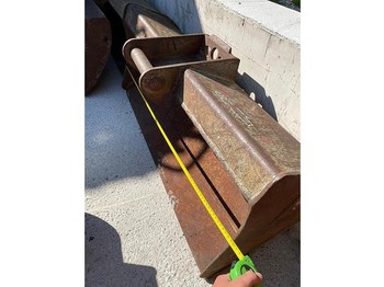 Godet pour pelle Böschungslöffel 100 cm mit Lehnhoff MS01 Aufnahme