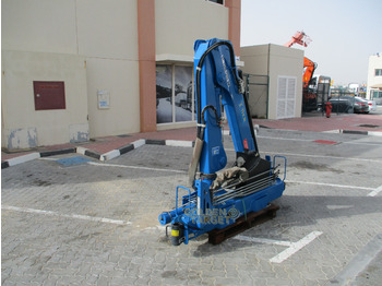 Grue auxiliaire pour Camion ING BONFIGLIOLI IBP 8000 M / 2SI CRANE: photos 3