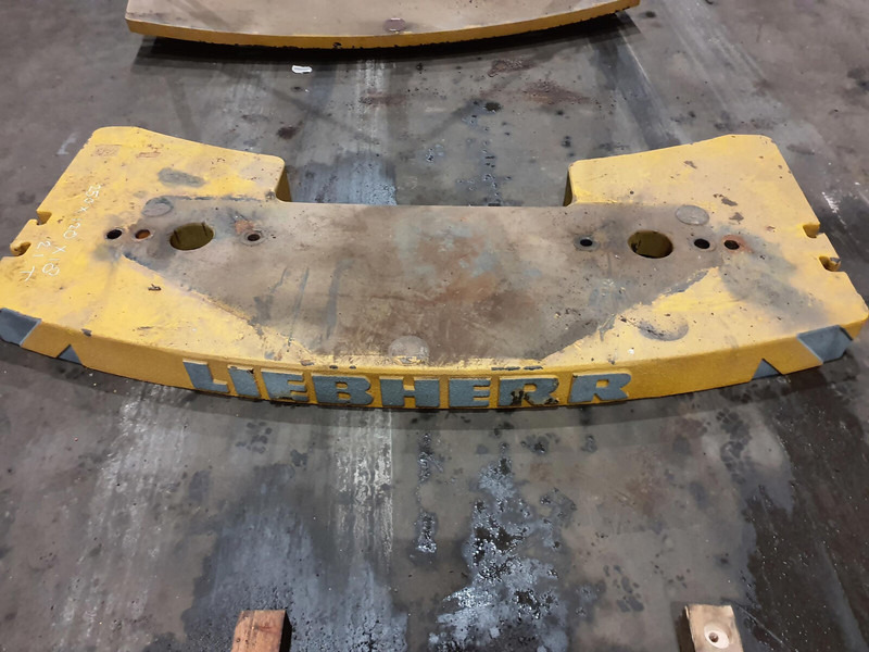 Contrepoids pour Engins de chantier Liebherr Liebherr LTM 1050-1 counterweight 2,1 ton: photos 2