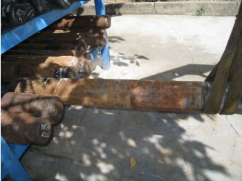 Marteau hydraulique MONTABERT moil point for BRH 620