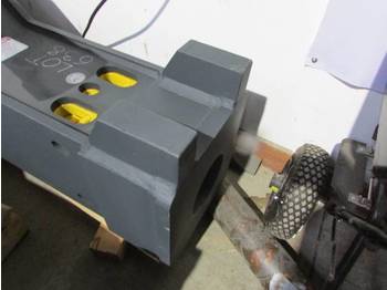Marteau hydraulique Mustang HM 2500