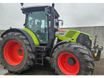 Tracteur agricole CLAAS Arion 550