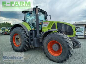 Tracteur agricole CLAAS Axion 940