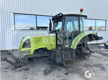 Tracteur agricole CLAAS Ares 697
