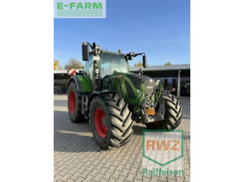 Tracteur agricole FENDT 718 Vario