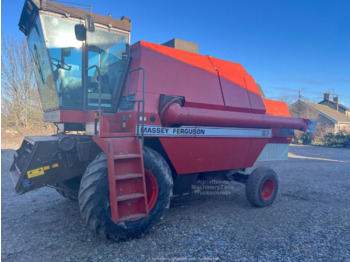 Moissonneuse-batteuse MASSEY FERGUSON