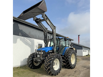 Tracteur agricole NEW HOLLAND TM135