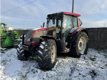 Tracteur agricole VALTRA N141