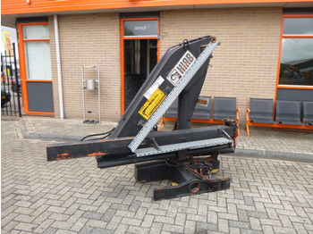 Grue auxiliaire HIAB