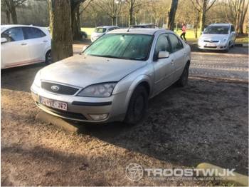 Voiture Ford Mondeo: photos 1