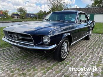 Voiture Ford Mustang: photos 1