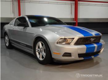 Voiture Ford Mustang 4.0L V6 Coupe: photos 1
