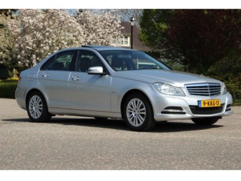 Voiture Mercedes-Benz C-Klasse 180 Elegance, Automaar, Navi, Nieuwstaat!: photos 1