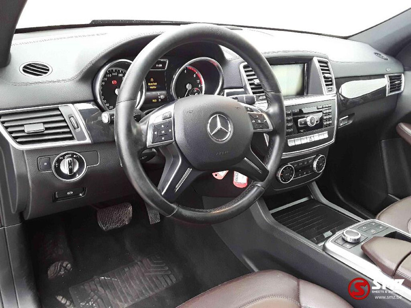 Voiture Mercedes-Benz GL-Klasse 350 AMG Full options: photos 8