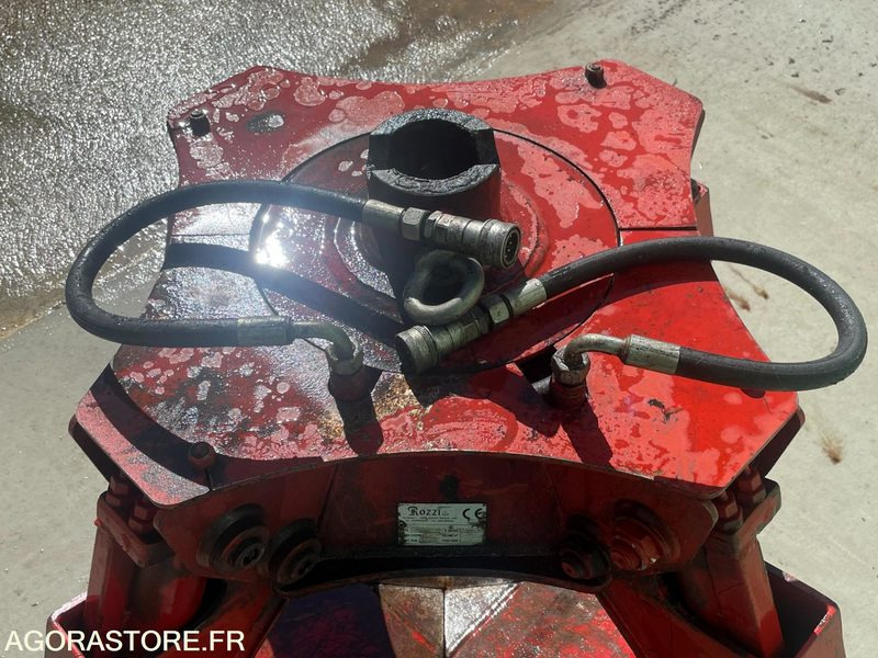 Outil/ Équipement Grappin Rozzi RP2504P