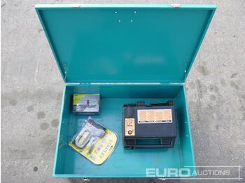 Outil/ équipement Laser Level, Staple Gun, Battery Pack