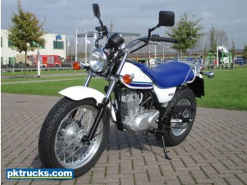 Motocyclette neuf Suzuki VanVan RV 125: photos 1