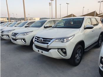 Voiture TOYOTA FORTUNER ...7 SEATS - AUTOMATIC - 10 UNITS AVAILABLES .....: photos 1