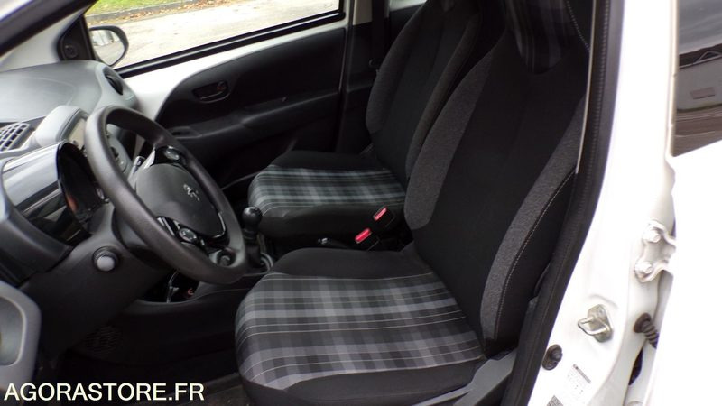Voiture Peugeot 108 FH-752-WP (BP)