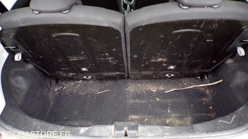 Voiture Peugeot 108 FH-752-WP (BP)