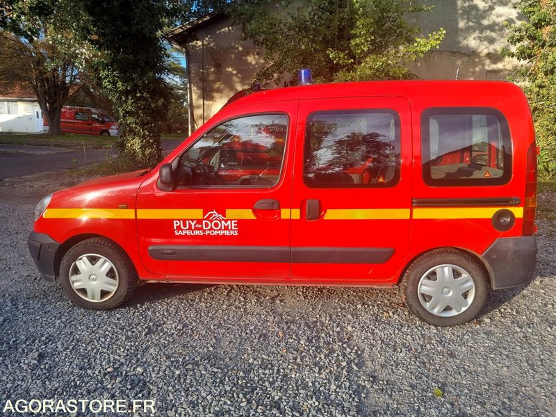 Voiture RENAULT KANGOO - 4366 XM 63 - 2003