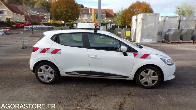 Voiture Renault Clio 4 DQ-031-CM (BP)