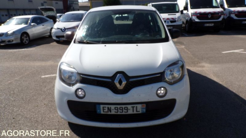 Voiture Renault Twingo 3 EN-999-TL (BP)