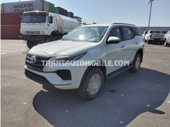 Voiture TOYOTA Fortuner