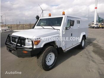 Voiture TOYOTA Land Cruiser