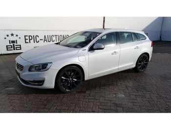 Voiture Volvo V60 D6 AWD Plugin-Hybrid Summum