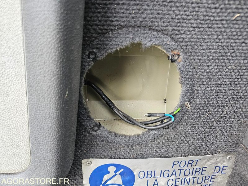 Autocar MERCEDES TOURISMO - 2012 - 884 000km - CF562CP