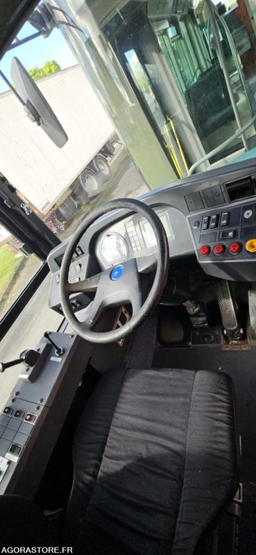 Bus BUS-CAR HEULIEZ 804 - 547885kms - 2004