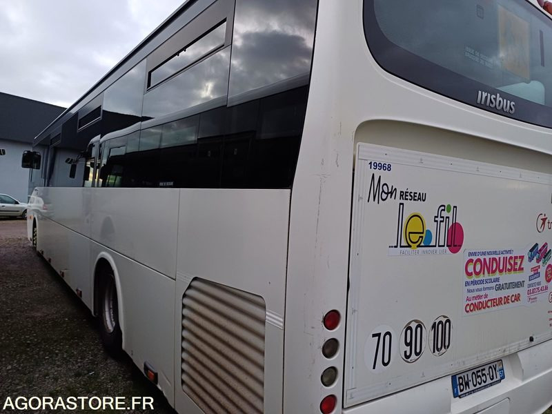 Bus scolaire CAR IRISBUS RECREO - PARC 19968 - MEC 2011/468 000KM/ BW-055-QY